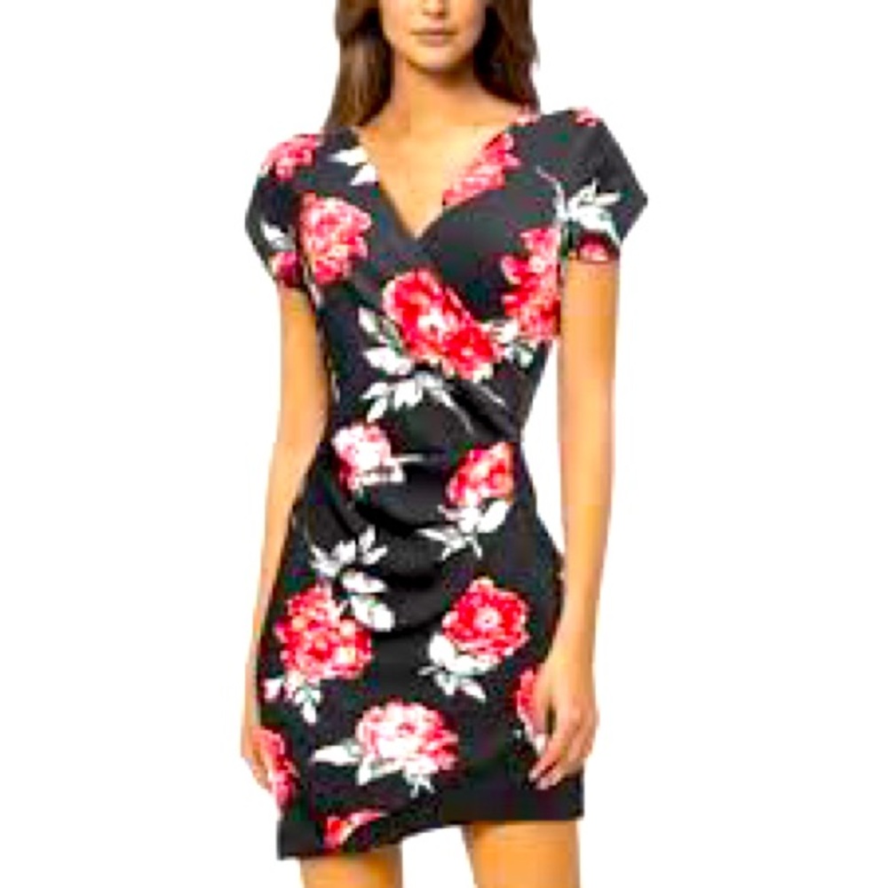 Women's EUC Almost Famous Criss cross sexy floral mini dress in Size Medium